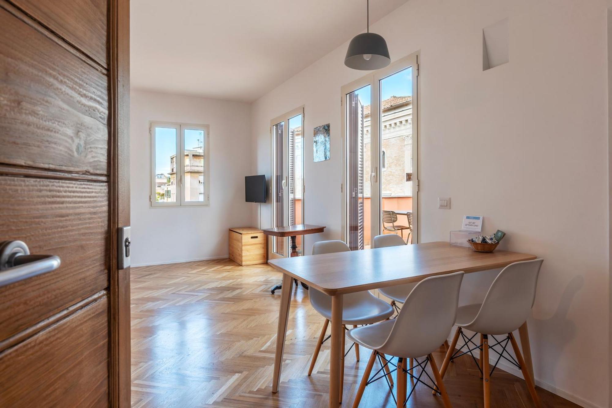 Apartment With Terrace In Via Del Pellegrino - FromhometoRoma Eksteriør bilde